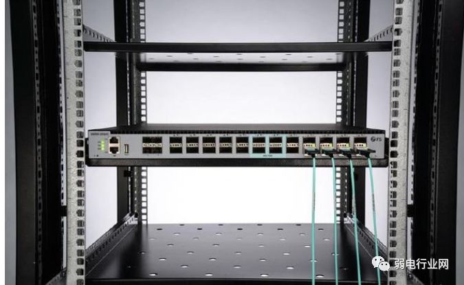 三层交换机与路由器对接实现上网,企业路由器跟三层交换机怎么配置