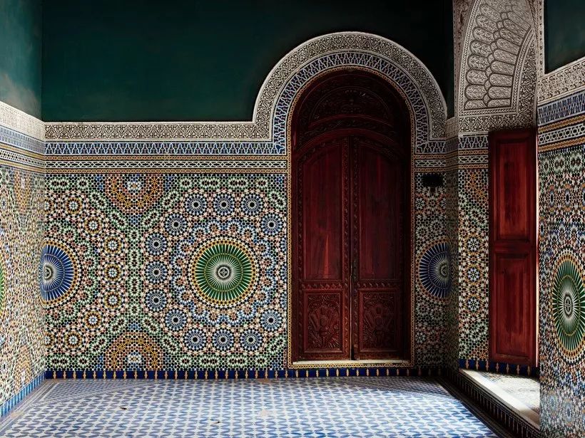 非洲有座很臭的城，却是“好色者”的天堂