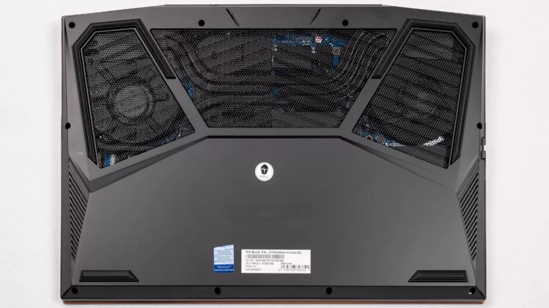 良心的中端游戏本,聊聊最近很火的两款游戏本