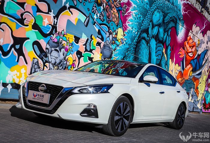 全新天籁2.0l悦享版试驾,全新天籁2.0l深度测评