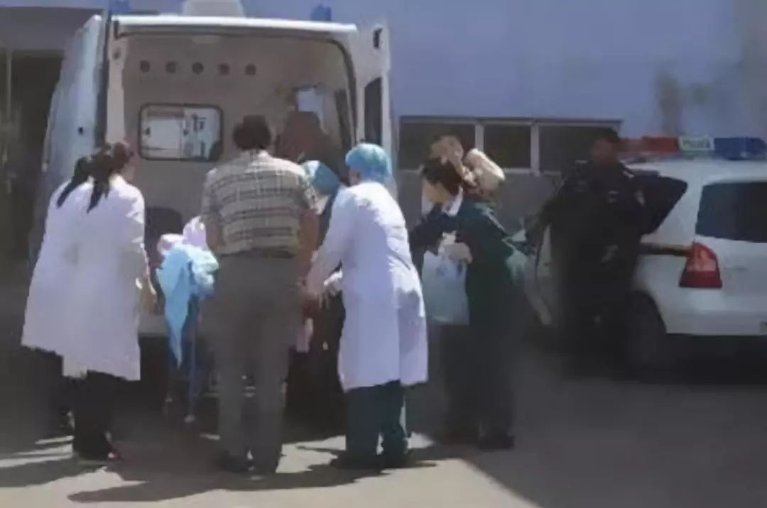 女生3个月只吃黄瓜，出大事了！妈妈：怎么劝都不听