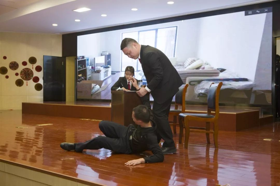 帅炸！法院小可爱们策划的这场“春晚”大show，仿佛开了挂……