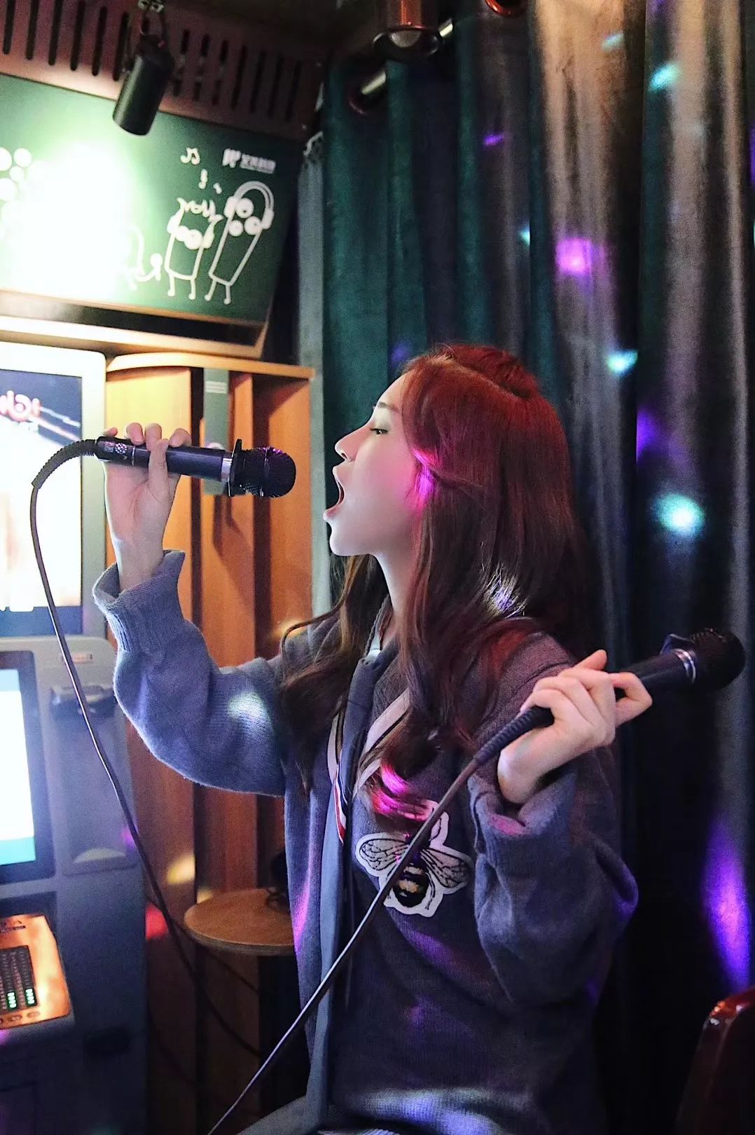 我和男朋友的服装对比,与闺蜜男朋友穿情侣装