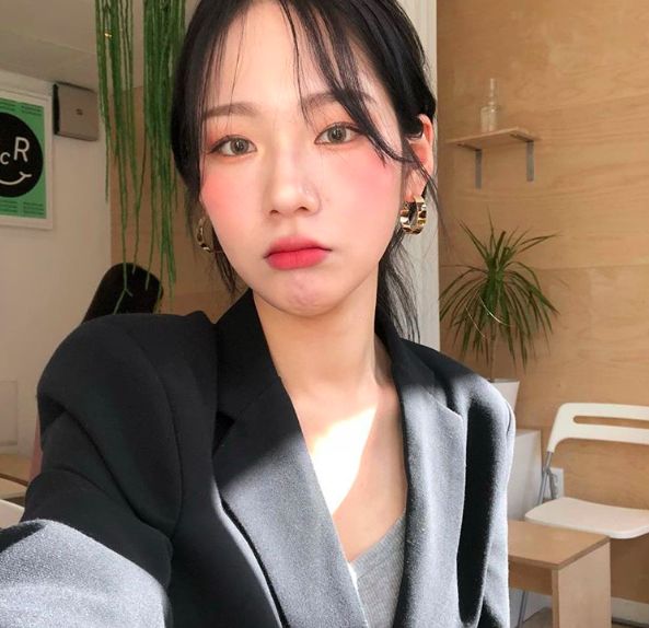 最简单的拜年妆容,甜美讨喜妆容技巧