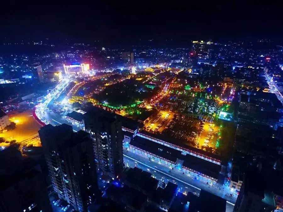 震撼南京灯光秀,玄武山最新景点