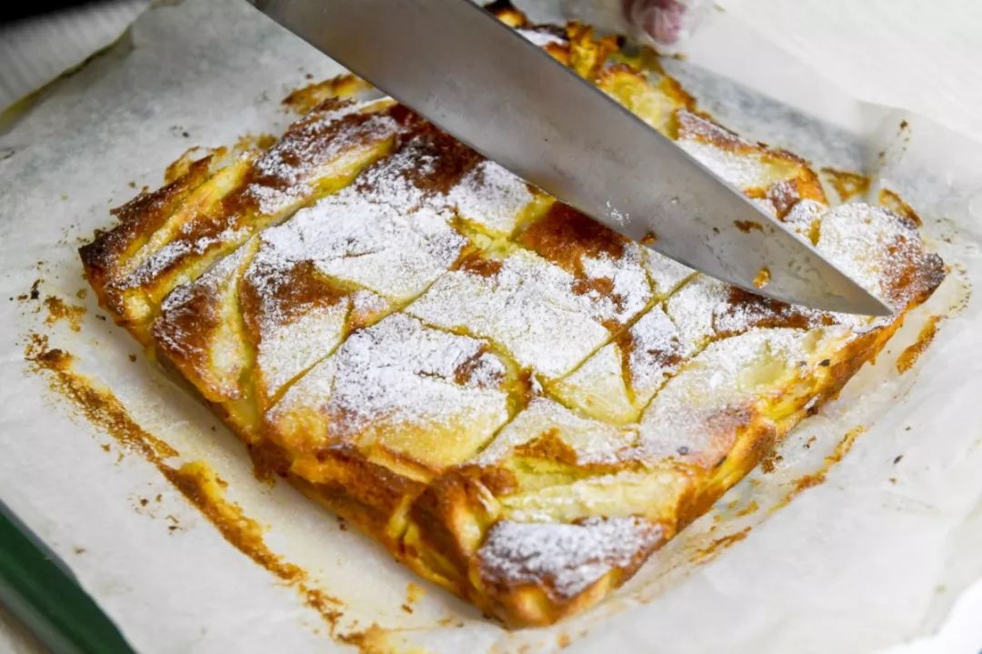 做个简单的蛋糕祝女儿生日快乐,人日蛋糕