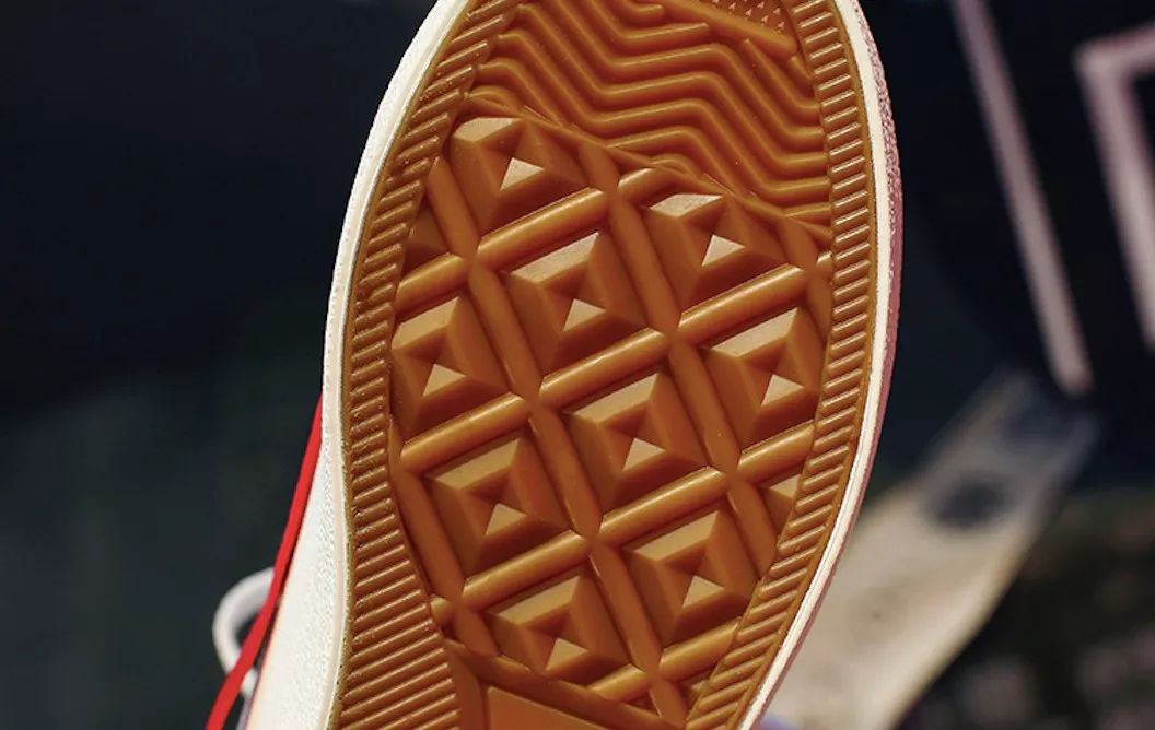 经典回力帆布鞋老款国外,回力帆布鞋国货经典