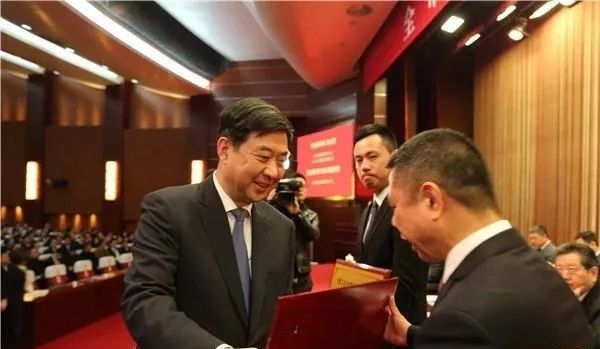 常州被国务院表扬的人,常州表彰先进集体和个人