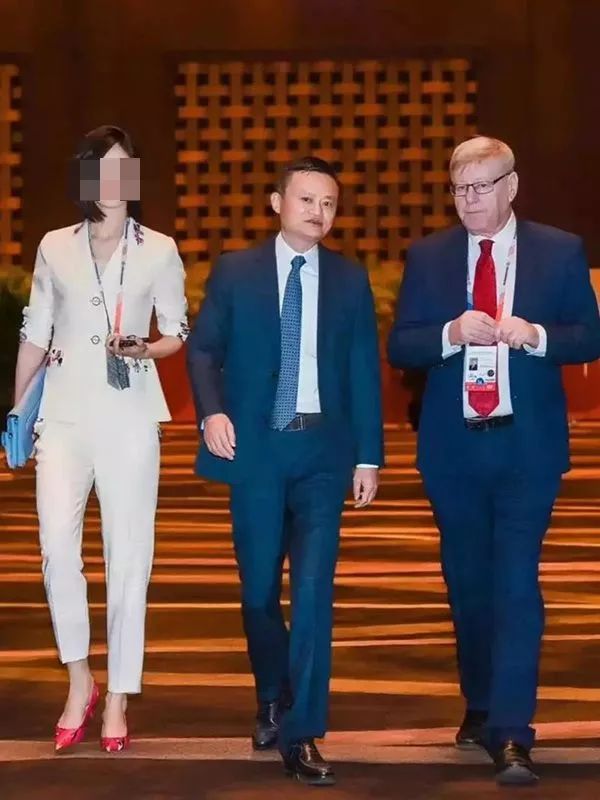 阿里巴巴女高管卖面膜的事情,阿里巴巴离职女高管卖面膜