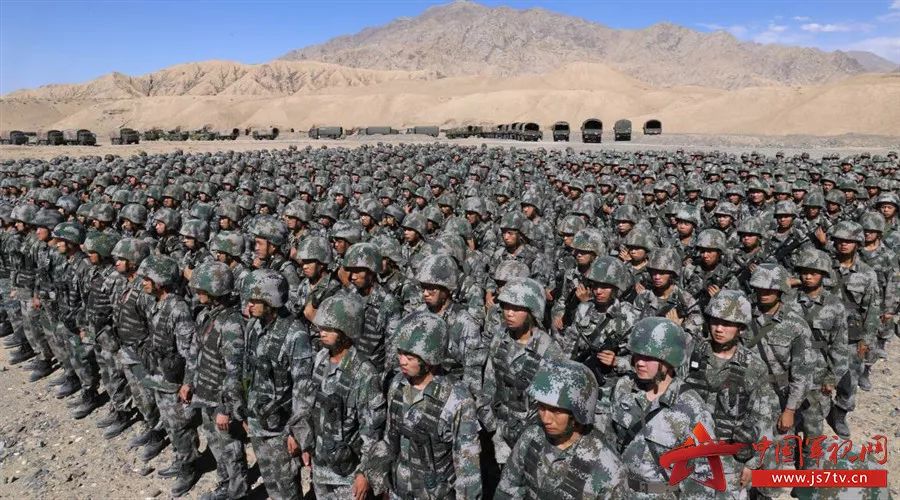 伸出右手看看你有几道手纹,手指无原因起老茧是什么原因