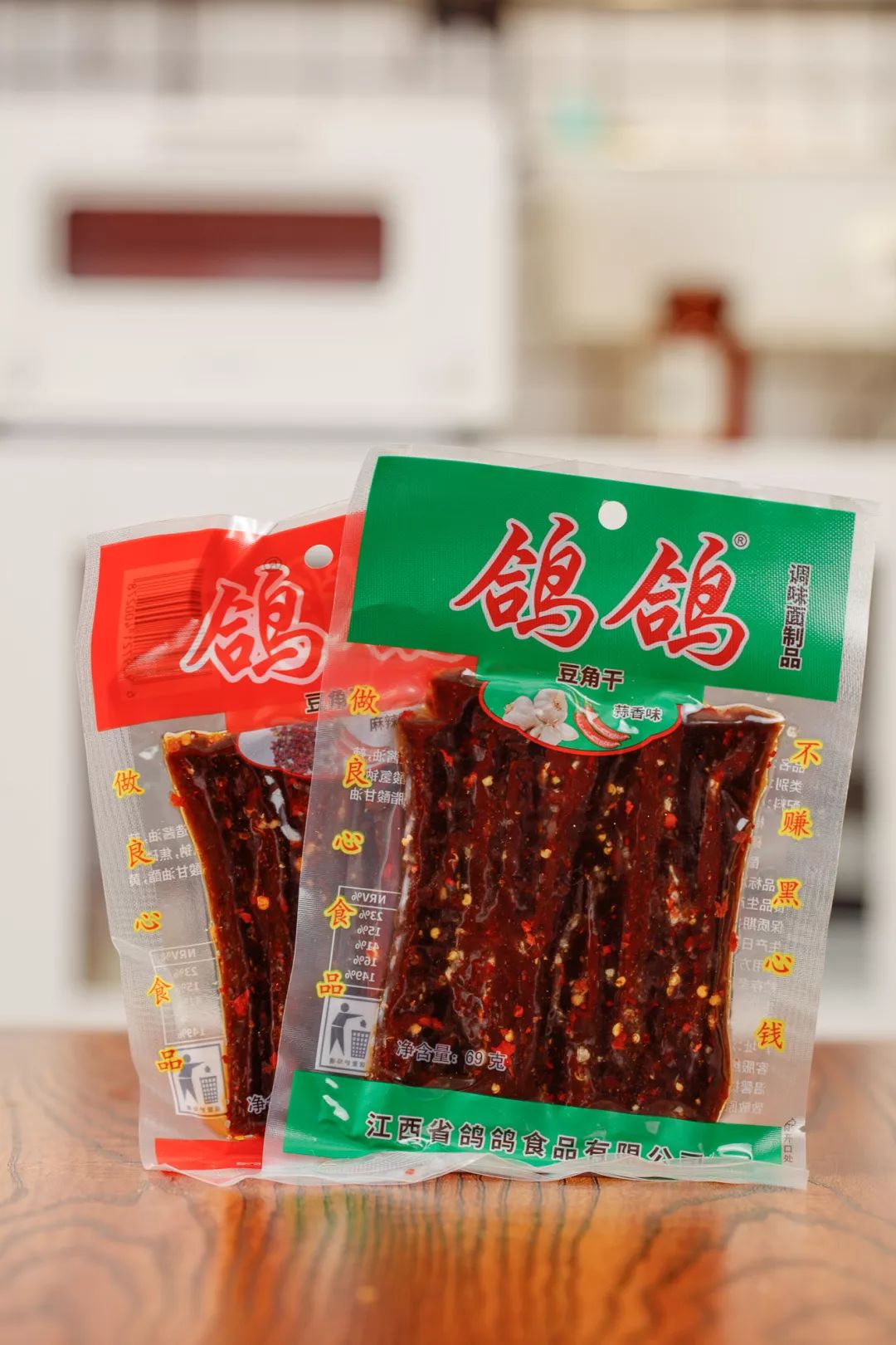 我被天团编辑部的家乡土味特产吓到了