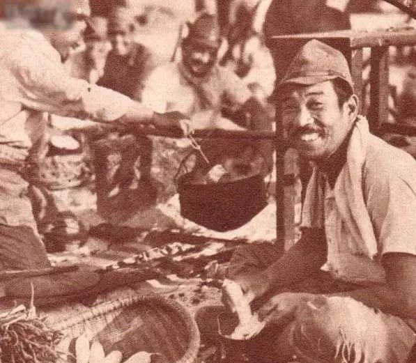 日军为什么爱抢鸡,日本鬼子为什么喜欢吃鸡肉