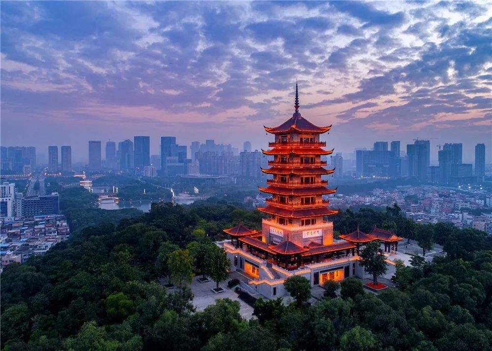 千灯湖创投小镇近况,香港佛山合作共建千灯湖创投小镇