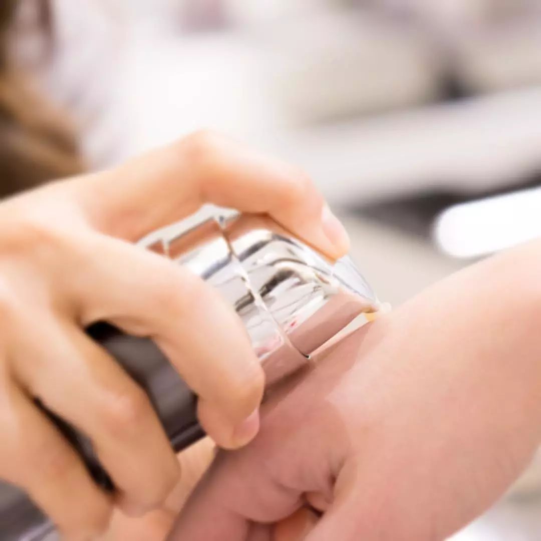 贝嫂同款乳液、皇室*用御**精油！变美从这篇女神必备清单开始