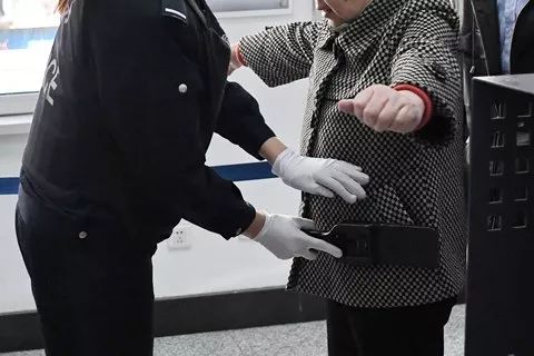 深度揭秘法院法警工作状态,法警工作日常有哪些