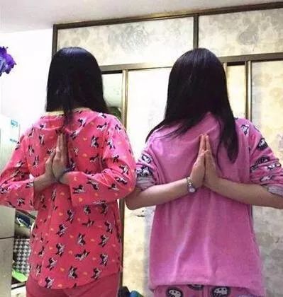 ▶昨天老妈教弟弟做作业,我弟不动脑筋思考,每道题都问...