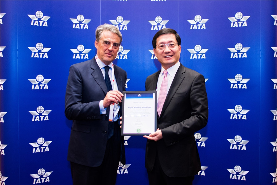 香港机场航站楼阿联酋航空,香港机场港珠澳口岸