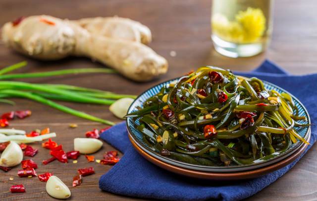 1颗肉丸,1粒肉丸10种添加剂