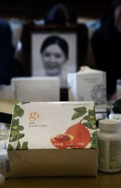 女子高烧不去医院只喝如新果汁,女子感冒不就医只喝果汁离世