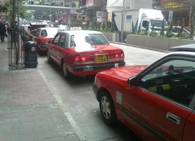 香港的皇冠的士,香港皇冠出租车开300万公里