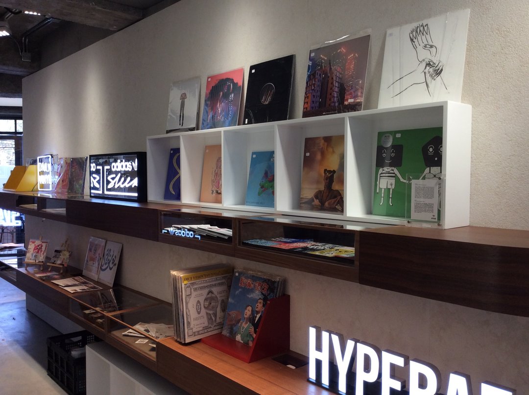 他们探索并推广关于黑胶的一切,想把自己的爱好变成别人的日常|了不起的小工作室