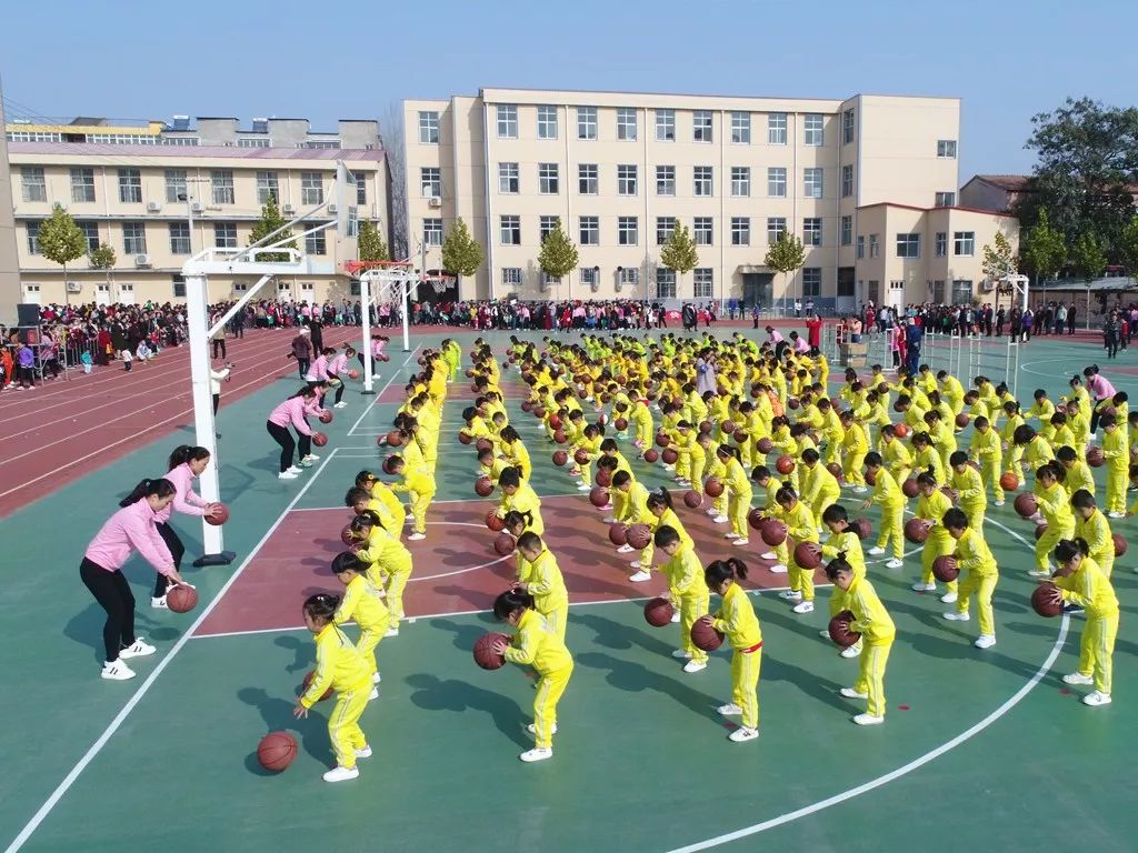 教师职称和教师待遇,关于教师薪资待遇的意见