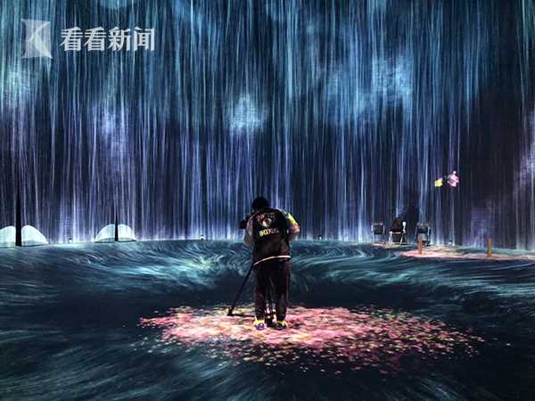 浦东滨江大油罐,上海滨江大油罐