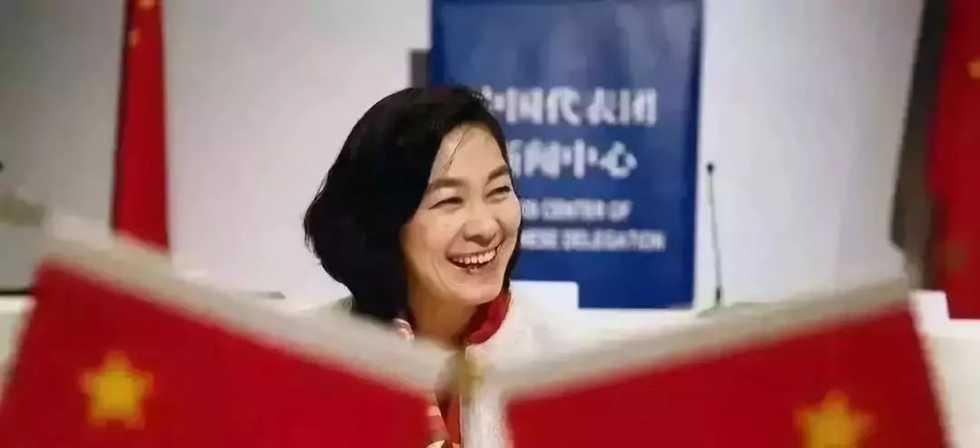 女外交官华春莹怒怼美国,华春莹外交霸气回应