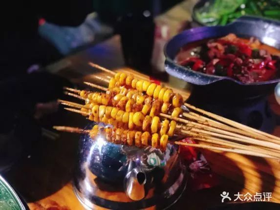 鲜城探店|石家庄这几家爆火的撸串儿店,吃一口让你欲罢不能!!