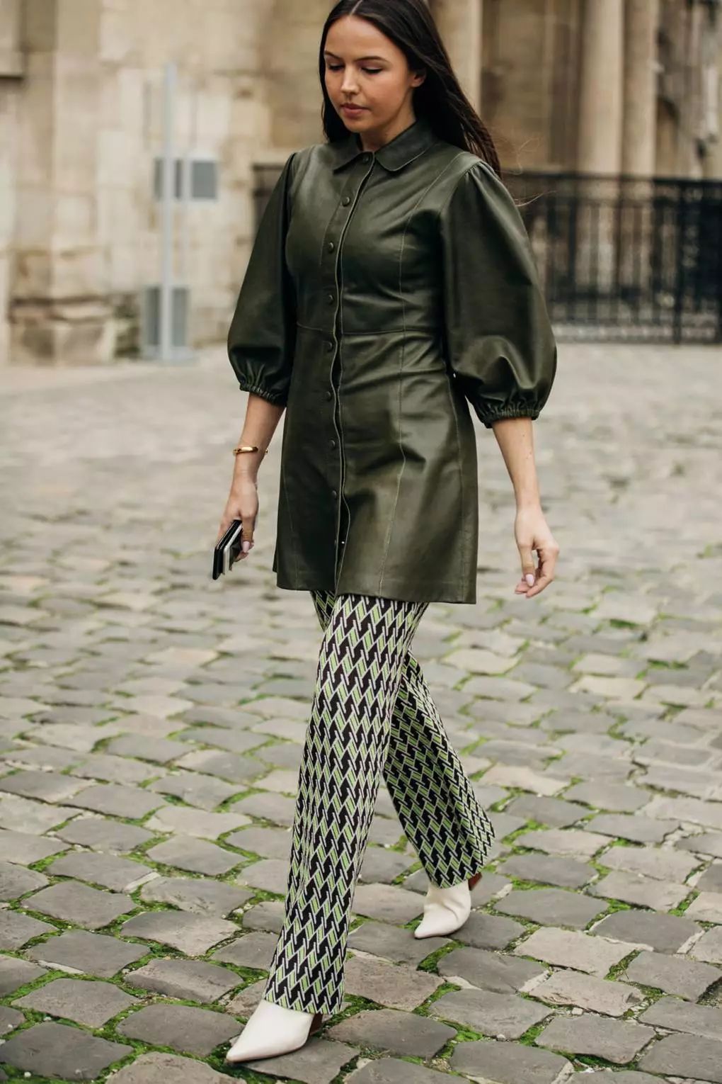 杩欎欢琛ｆ湇鍒板簳鏈夊濂界┛,杩欎欢琛ｆ湇鐨勫崠鐐瑰湪鍝噷