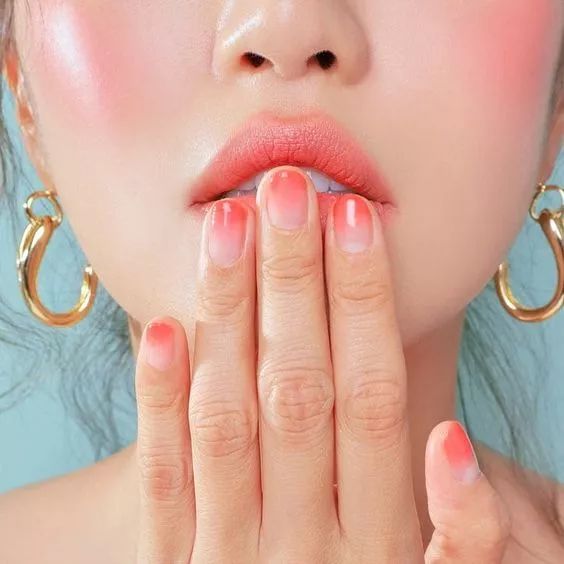 手把手教你清透底妆大法,干净无瑕的底妆小教程