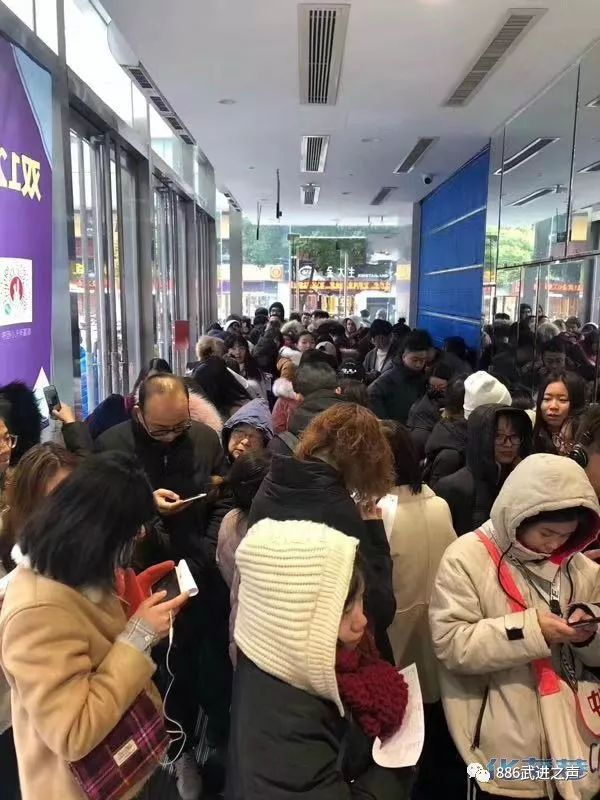 常州网红店背后的“赢家”！组团作战的代购团队