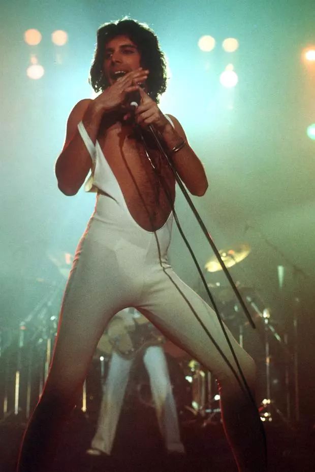 皇后乐队波西米亚狂想曲背后故事,皇后乐队为什么写波西米亚狂想曲