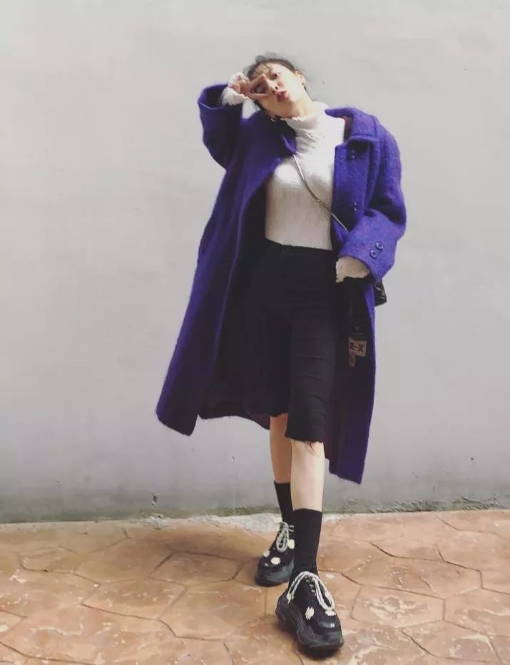 泫雅衣着,泫雅衣服怎么搭配