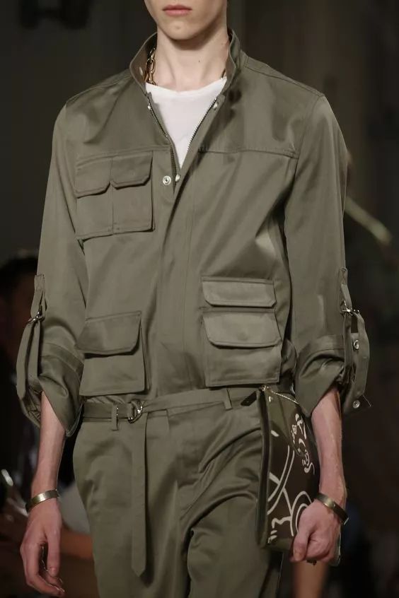 连体裤好不好,连体裤好看但是非常不方便