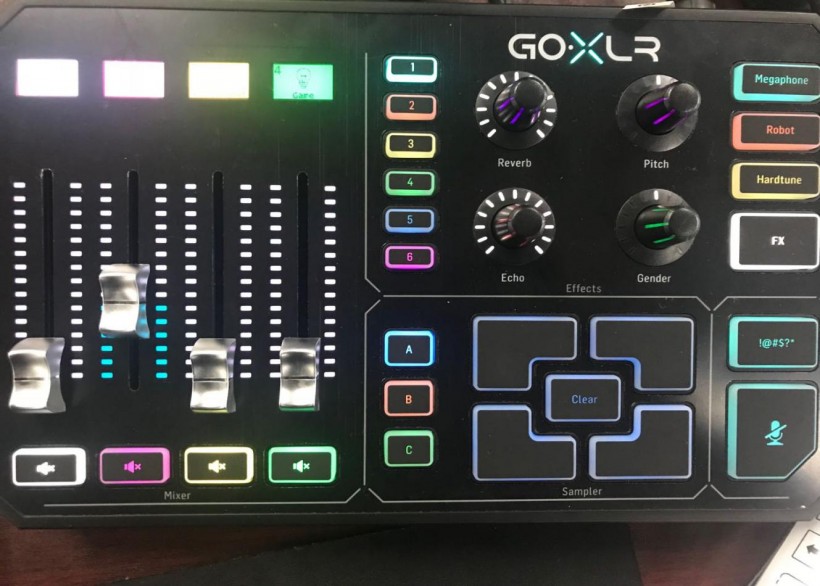 tcheliconvoicelive测评,tcheliconharmony人声效果器