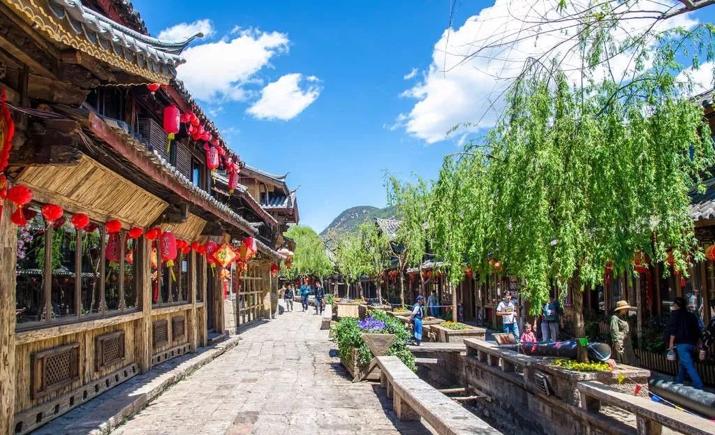 昆明高铁站可以刷二维码进站吗,昆明高铁是用身份证直接进站吗