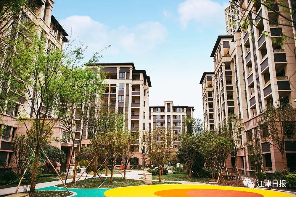 江津滨江新城轻轨站附近楼盘,滨江新城离轻轨站最近的楼盘