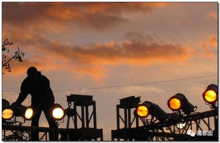 小众化产品可以牛到这个程度？中国超猛小镇横扫全世界