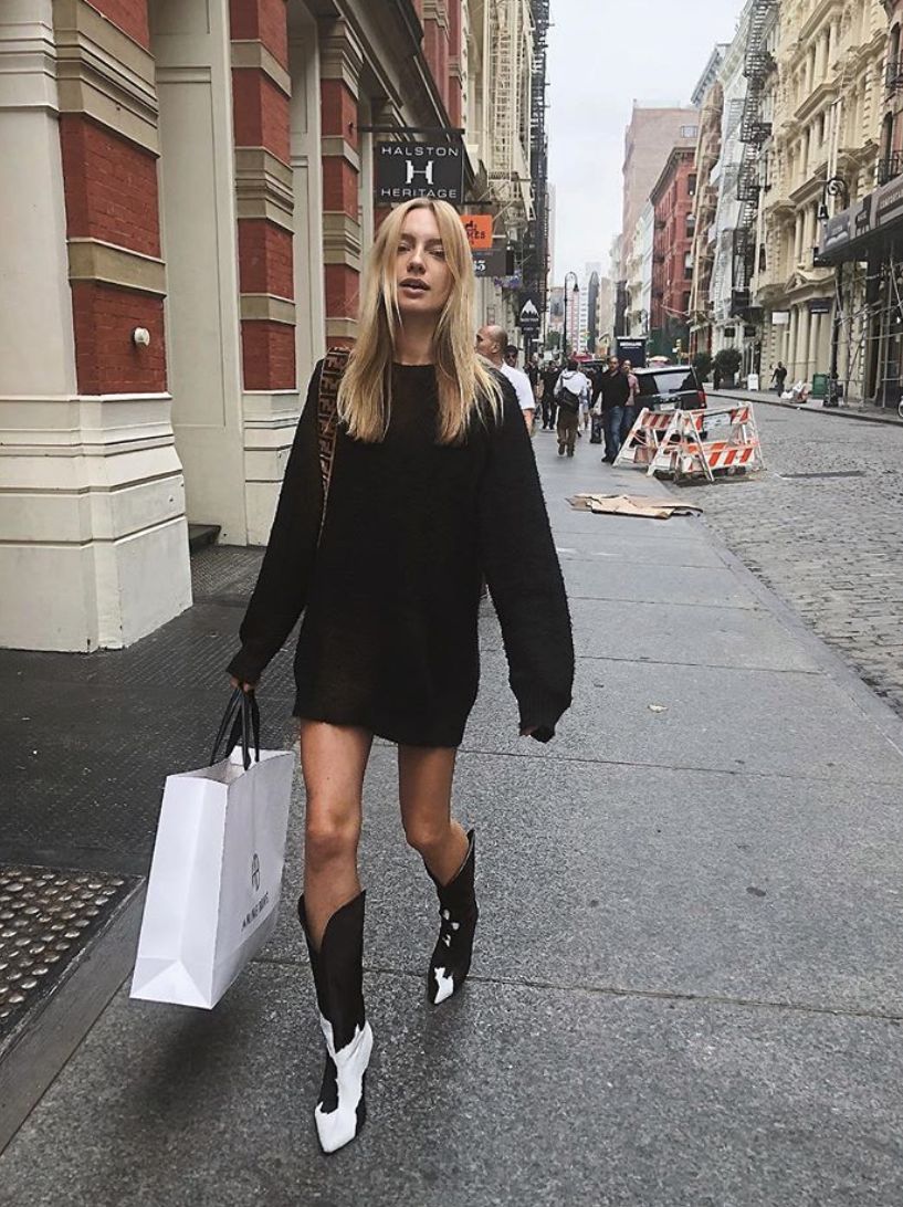 豹纹OUT，下一个C位印花轮到奶牛纹上场！