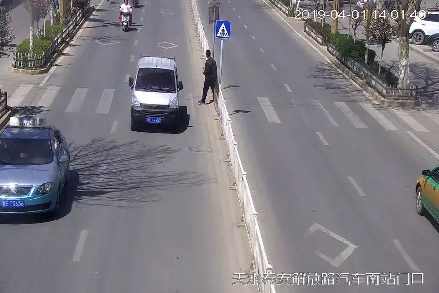 交通违法曝光台案例,交通违法曝光台