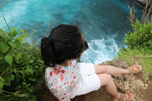 巴厘岛漂流跟团游一日游,巴厘岛冲浪潜水行程推荐