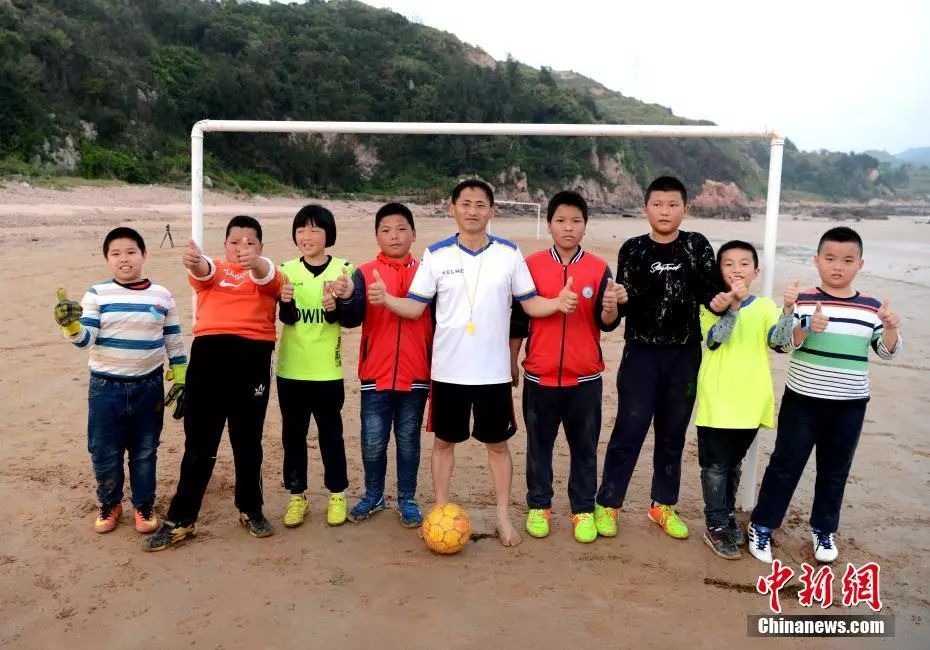 中国新闻社100周年,霞浦百元足球场