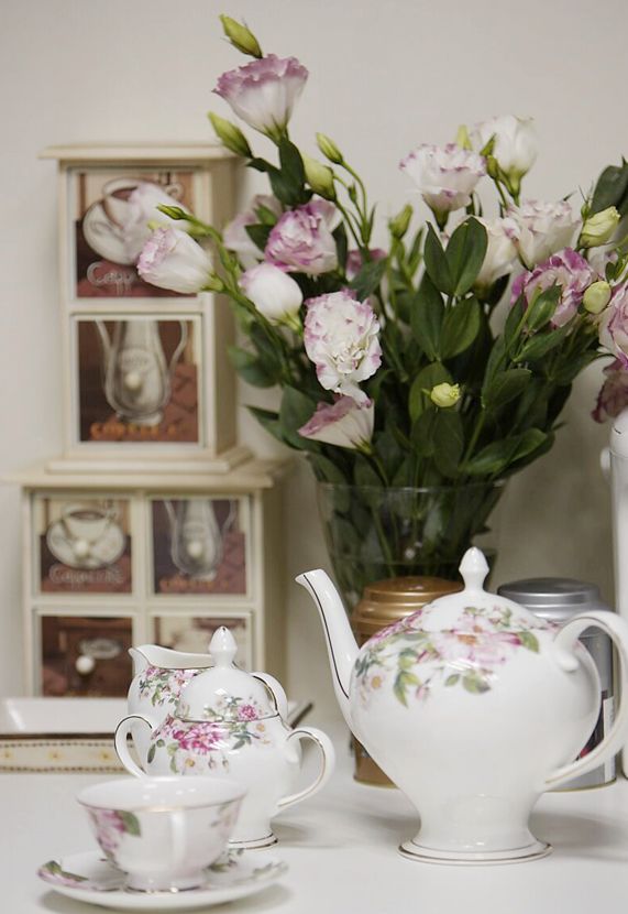 女人的美，是活出有礼有节的人生