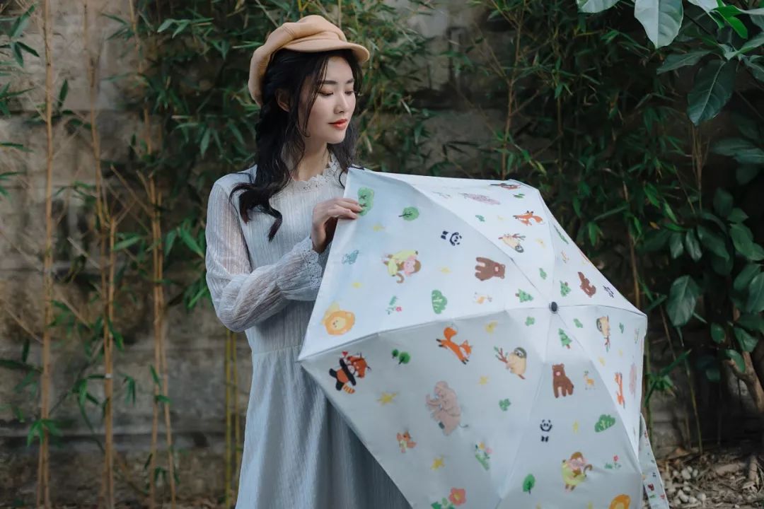 可以装进口袋的防晒伞，比强效防晒霜还管用