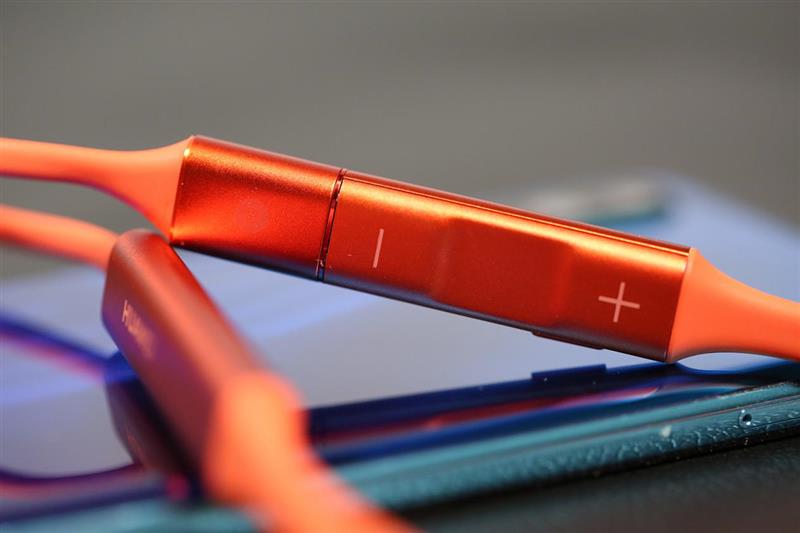 华为耳机freelace和活力版对比图,华为蓝牙耳机freelacepro3测评