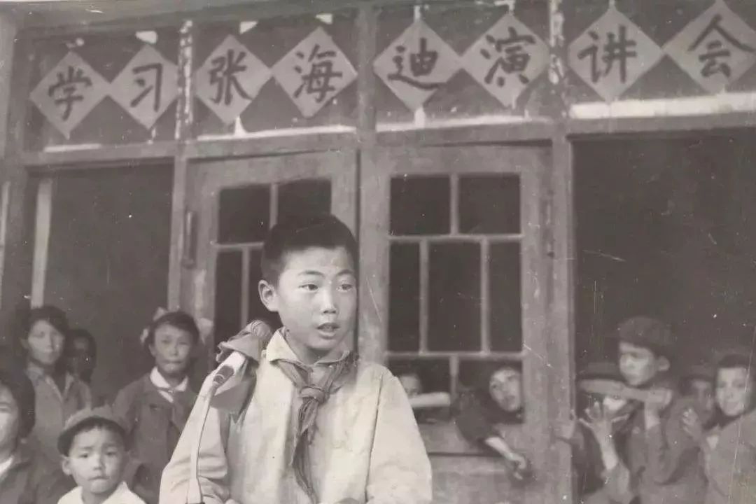 纪念五四运动100周年思想宣传,五四运动团结起来振兴中华