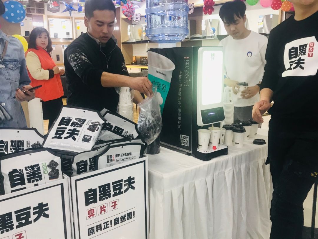 西安要开柠檬精大会！全场美食免费吃！SK-II神仙水、MAC口红免费送！我酸了！