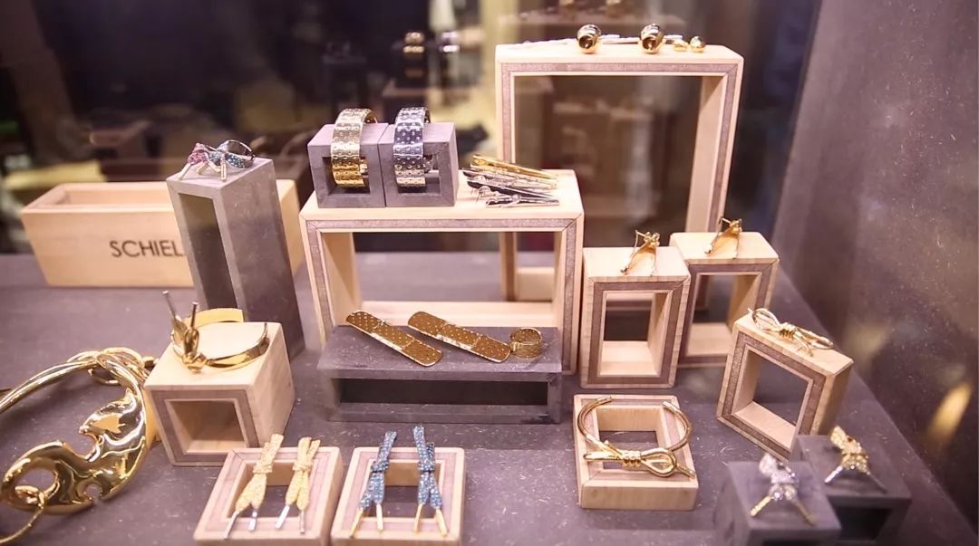 第一届广东时装周,第一时尚巴黎时装周之行