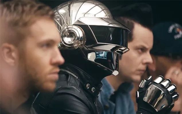 伟大的摇滚骗局,蠢朋克退役了吗